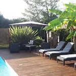& D'hotes - Le Petit Bali Bed and breakfast