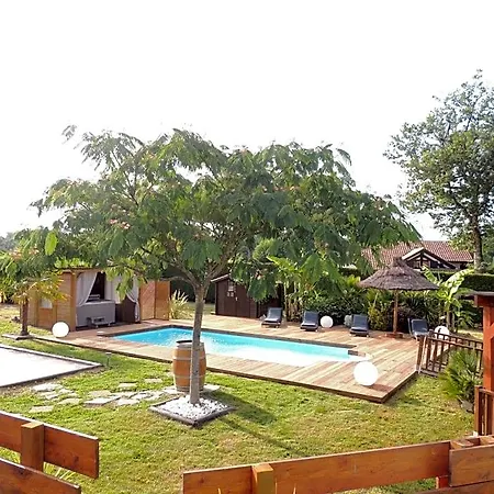 Frühstückspension & D'hotes - Le Petit Bali 3*