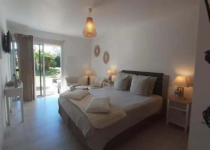 & D'hotes - Le Petit Bali 3*